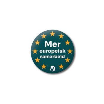 Button Europa- 32 mm. Matt finish.